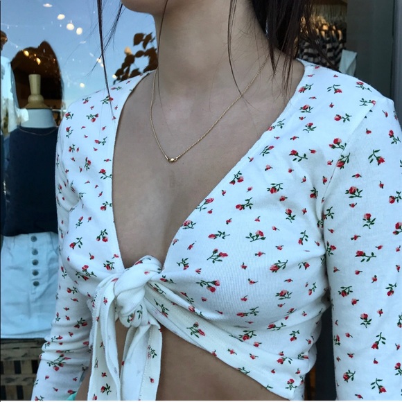 Brandy Melville Tops - Bnwt Brandy Melville floral wrap top